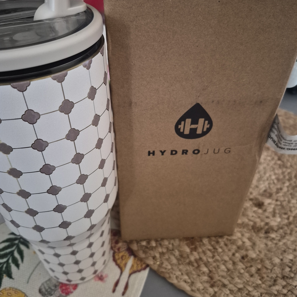 HydroJug Insulated Water Bottle - White with Taupe Pattern